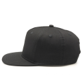 Black Flat Visor Snap back Cap Free Snapback Hat Wholesale in China